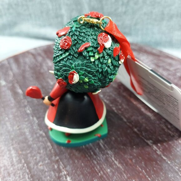 Disney Queen Of Hearts Sketchbook Christmas Ornament Collectible - Picture 4 of 5